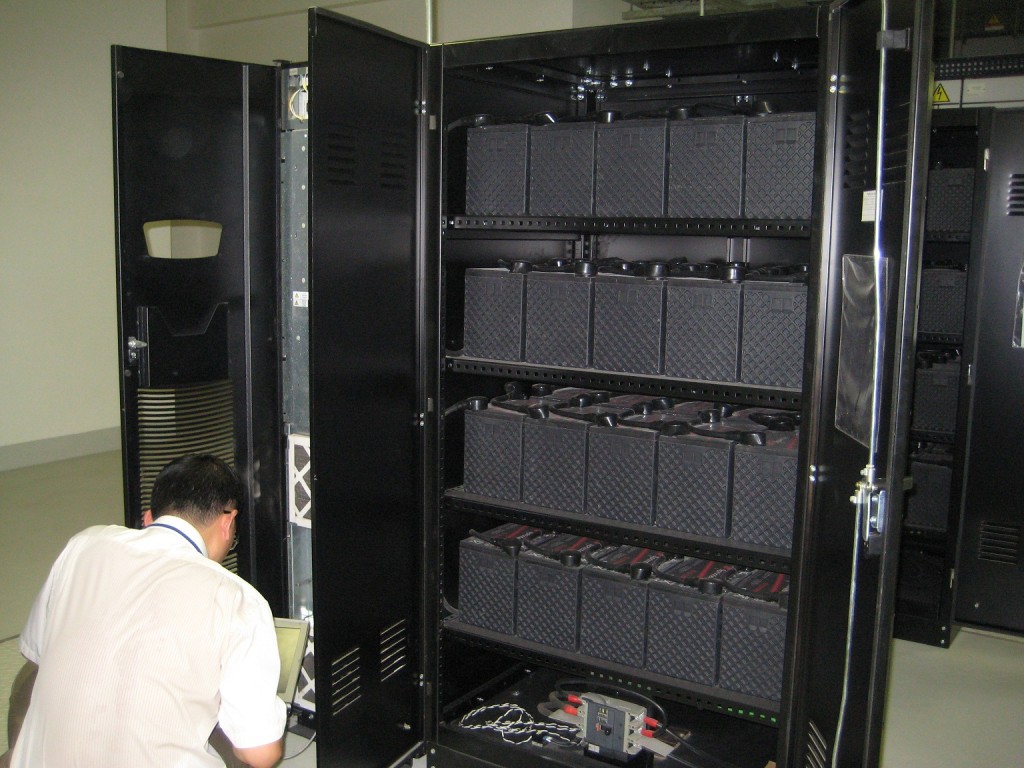 bộ lưu điện UPS công nghiệp